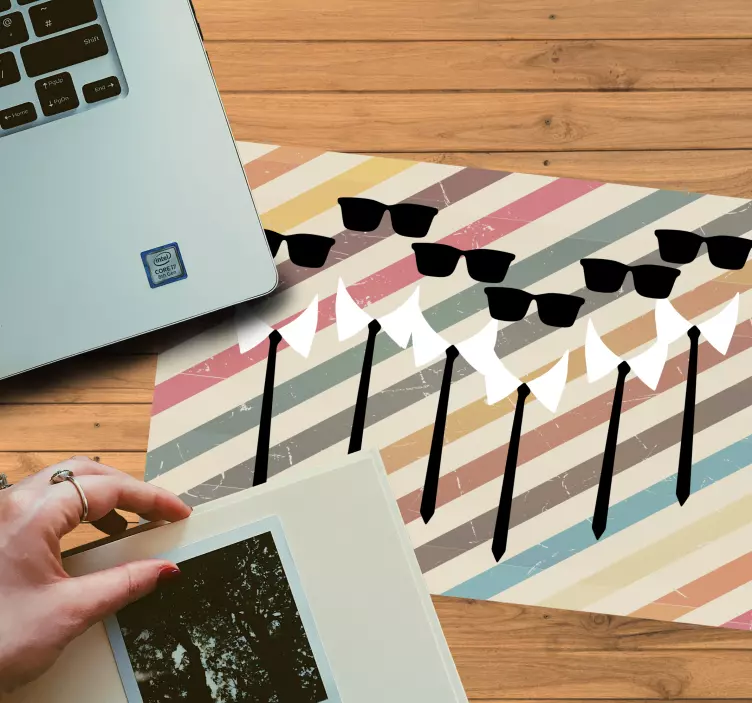 타이즈 오브 액션 무비 more 마우스패드 - TenStickers