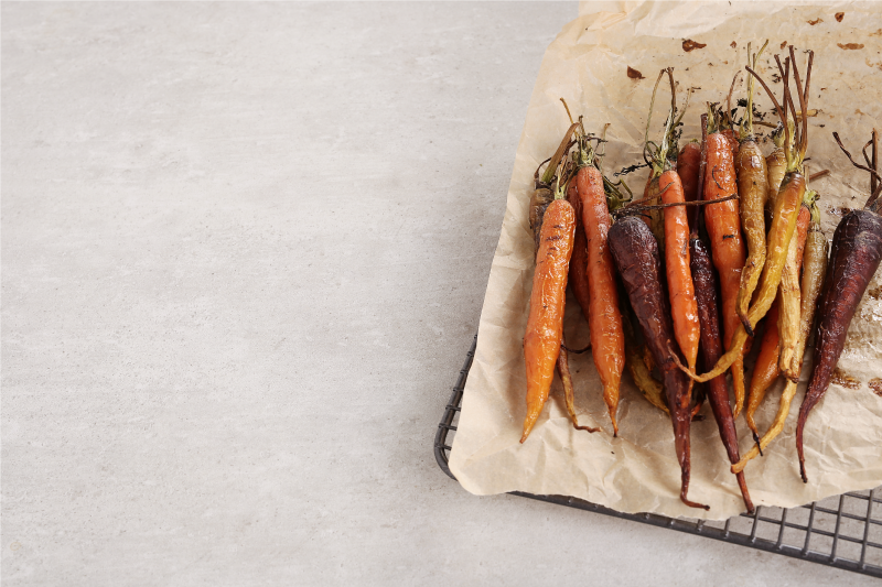 레스토랑 식탁보 구운 다채로운 당근 - TenStickers