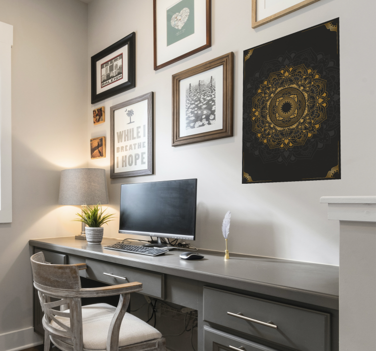 검은 만다라 나비 포스터 - TenStickers