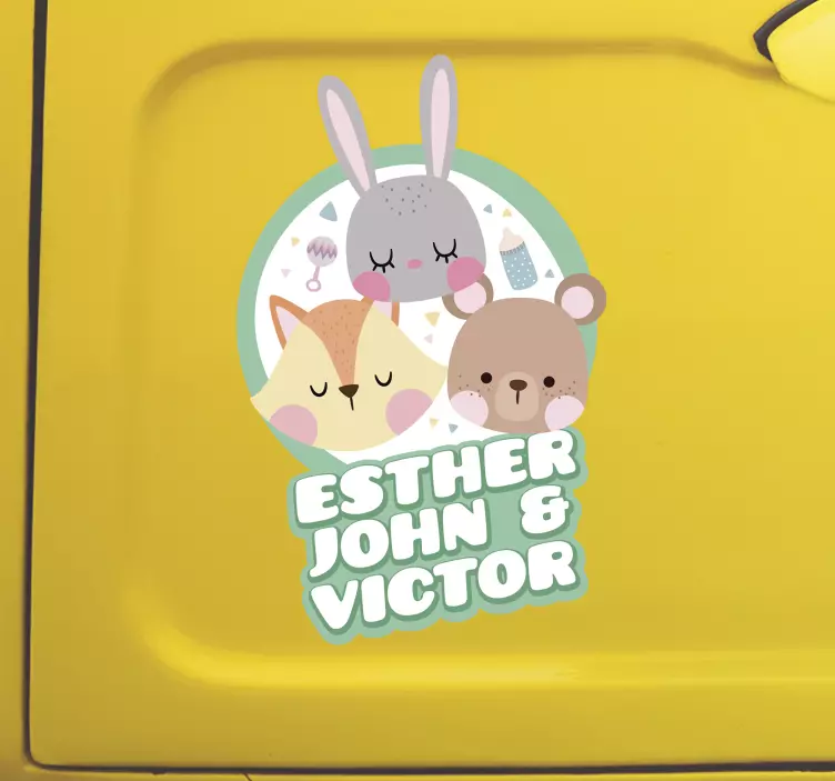 보드에 이름 아기와 동물 스티커 - TenStickers