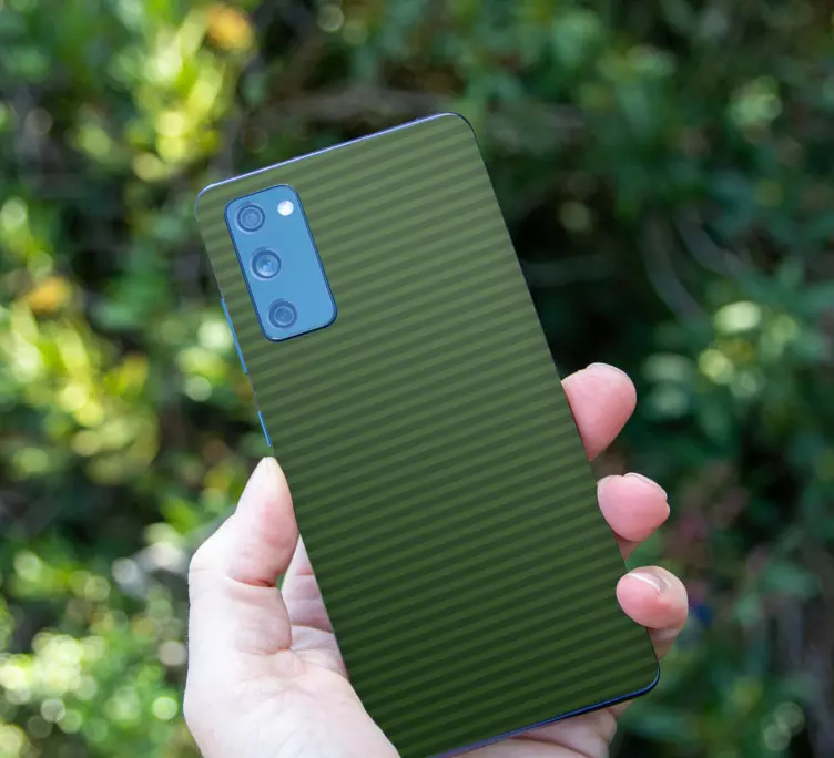 줄무늬가 있는 짙은 녹색 색상 삼성 스티커 - TenStickers