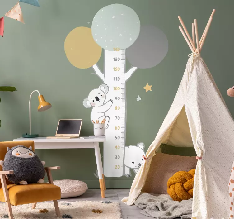 높이 차트 벽 스티커 동물들이 있는 파스텔 나무 - TenStickers