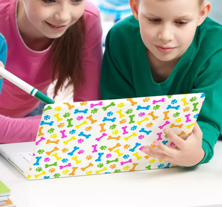 노트북용 스킨 다채로운 발자국 패턴 - TenStickers