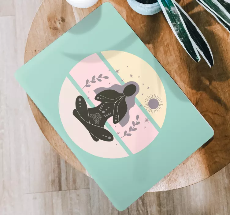 노트북용 스킨 명상하는 여성상 - TenStickers