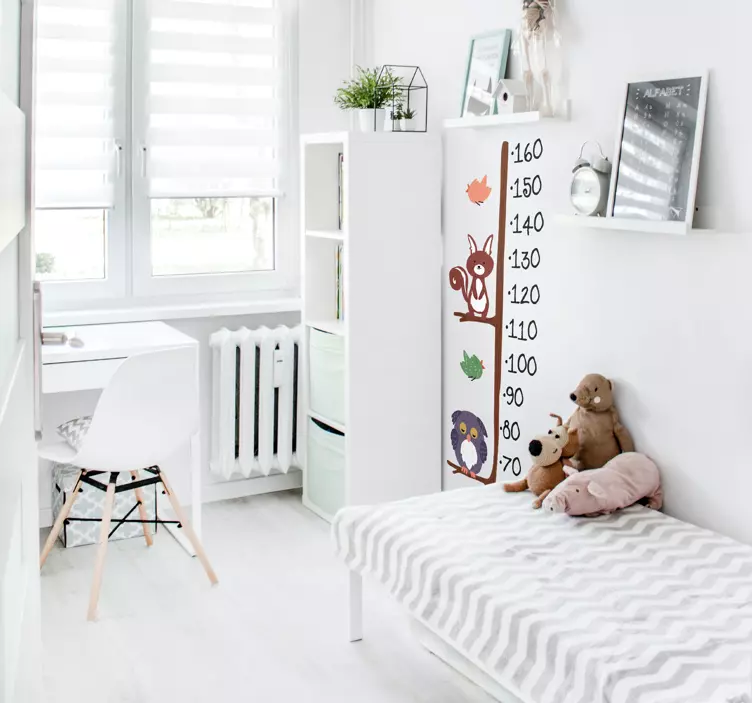 올빼미와 토끼 높이 차트 벽 스티커 - TenStickers